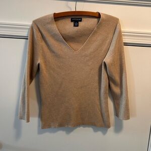 EUC Ann Taylor Womens Cotton Blend Tan Pullover Sweater V Neck M